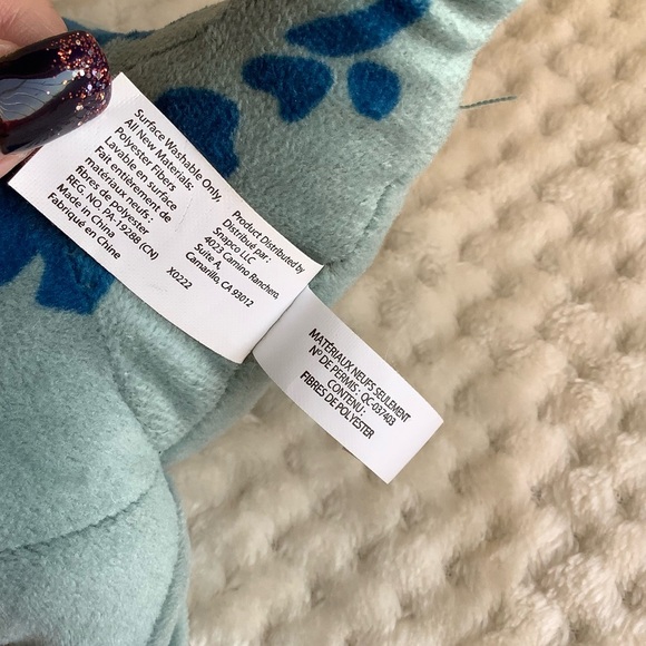 Jurassic World Blue Dinosaur Velociraptor Stuffed Animal Plush Toy - Picture 5 of 7